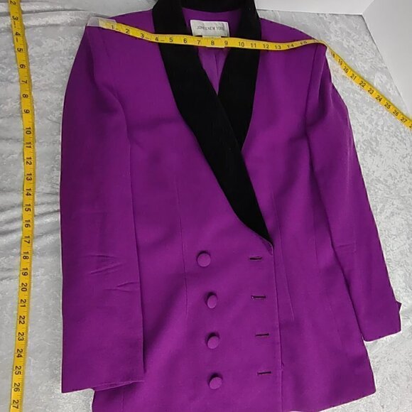 Jones New York 2 pc Jacket and Skirt In Purple with Black Lapels. Size 10 - Picture 6 of 11
